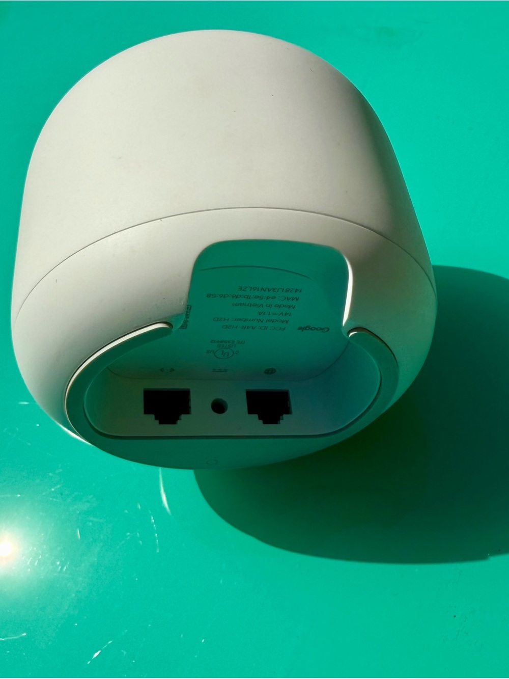Google Nest HD2 Mesh Wifi Router Base in White - Picture 7 of 8